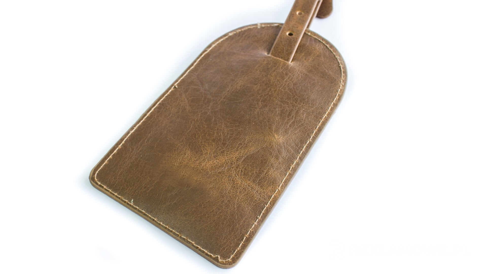 Biodegradowalne zawieszki reklamowe na tle przyrody