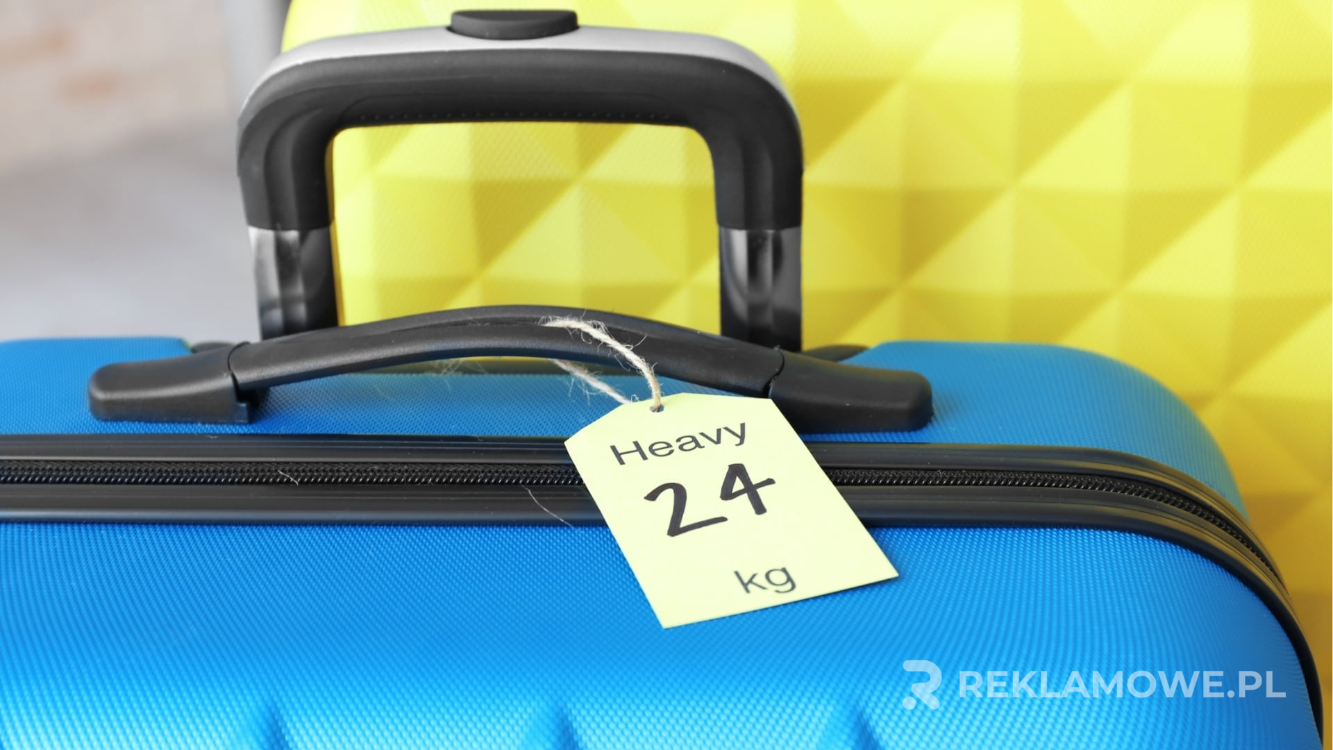Zawieszka reklamowa – koszt a korzyści w promocji marki